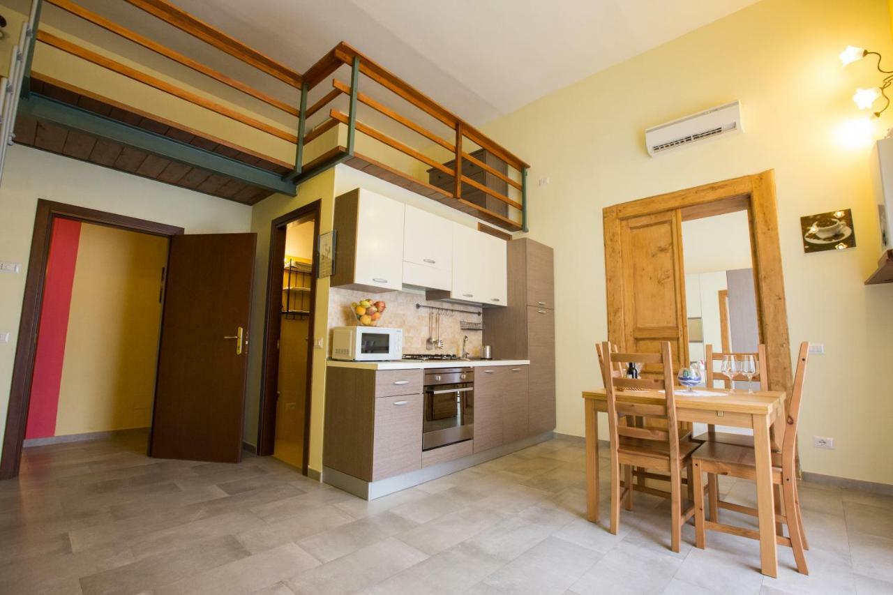 Appartement La Fontana Di Rua Catalana à Naples Extérieur photo