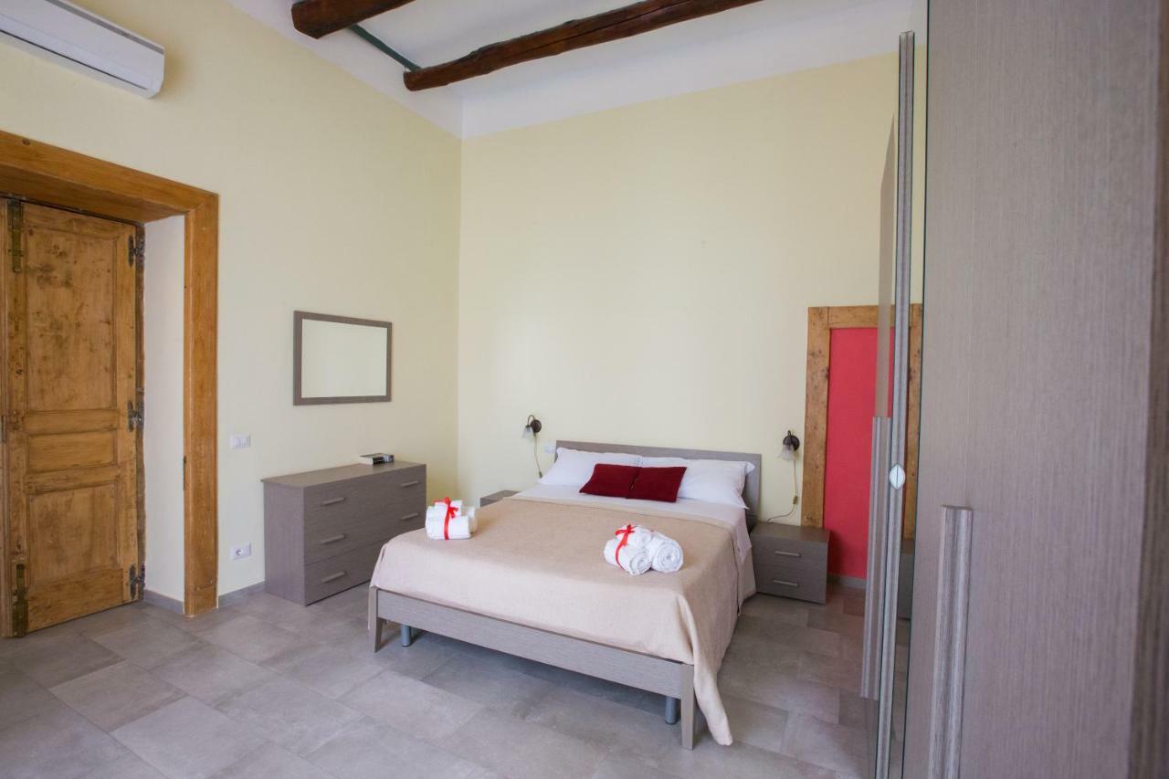 Appartement La Fontana Di Rua Catalana à Naples Extérieur photo